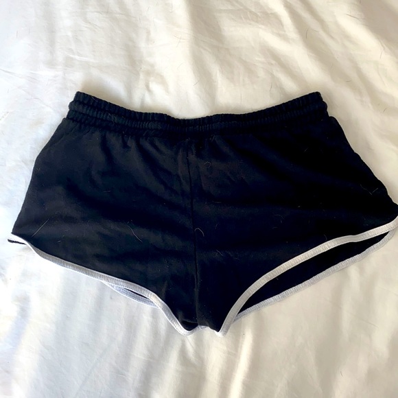 Garage booty shorts. No damage - Picture 2 of 2